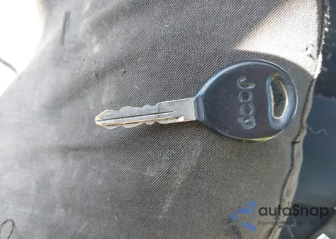 2002 Jeep Liberty Limited Edition from USA, damaged, VIN 1J4GL58K92W346292